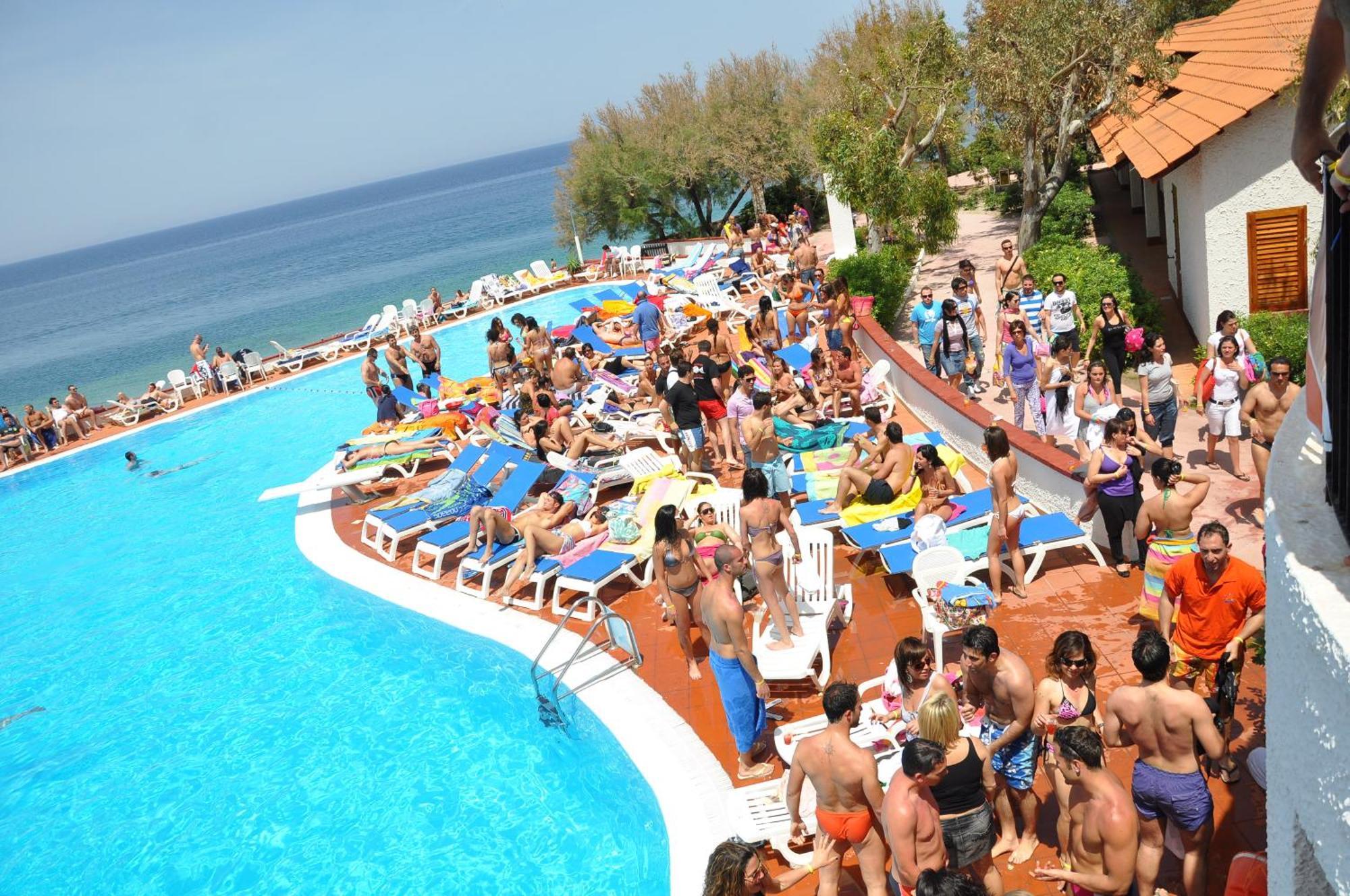 Th Gioiosa Mare - Capo Calava Village جويوزا ماريا المظهر الخارجي الصورة