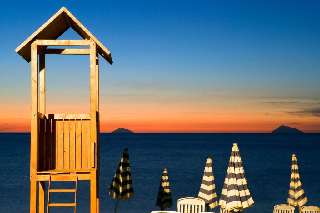 Th Gioiosa Mare - Capo Calava Village جويوزا ماريا المظهر الخارجي الصورة
